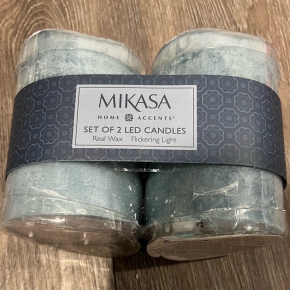 Pretty Mikasa Set of 2 LED Candles with Flickering Light- NWT - Picture 10 of 10